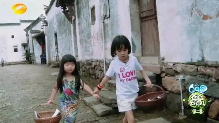 新安江畔谷掌民宿，莊園里享受青山環(huán)繞的美景