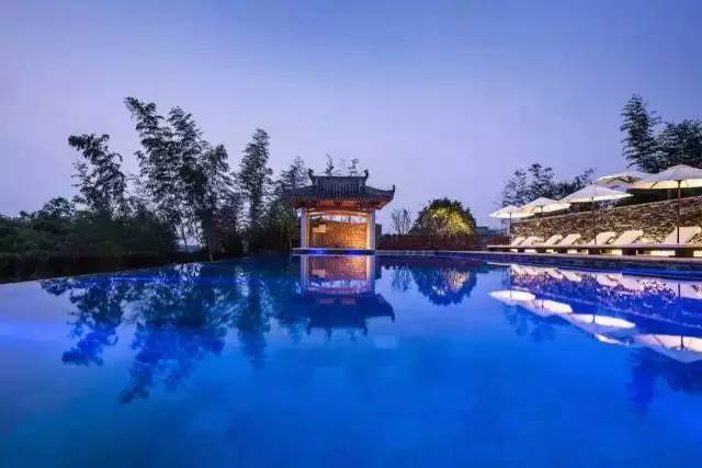 九華山德懋堂，九華山間打坐冥想清涼入心