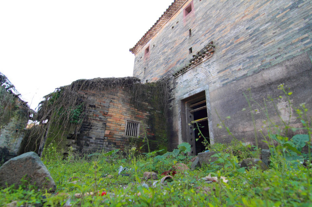 天堂山鄉(xiāng)愛(ài)樹(shù)民宿，古色古香的童話(huà)小鎮(zhèn)