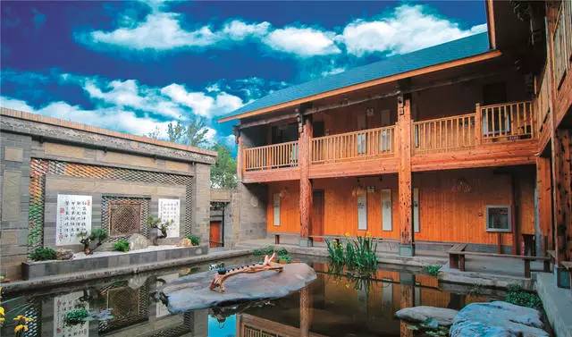 融居·銀箔泉，來銀箔泉邊喝茶看蒼山洱海