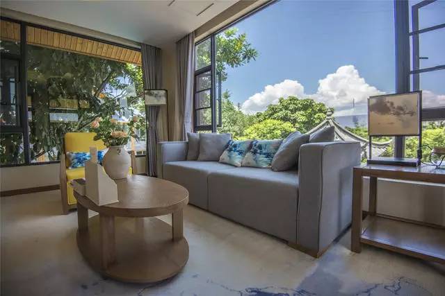 融居·銀箔泉，來銀箔泉邊喝茶看蒼山洱海