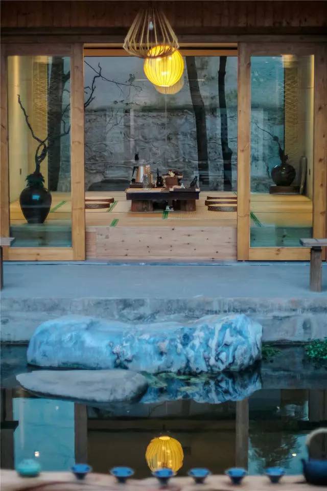 融居·銀箔泉，來銀箔泉邊喝茶看蒼山洱海