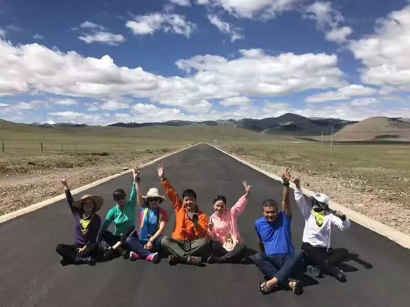 壹城一家，一座城一盞燈一個(gè)家在守候你