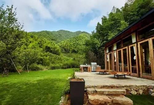 桐廬山中傳奇艾弗德堡藝社，打造一個藝術(shù)村落