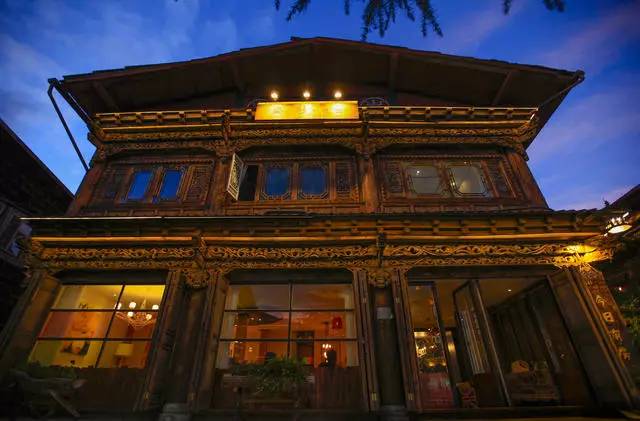 天空之城南杉藝術(shù)酒店，在月光之城尋找探索