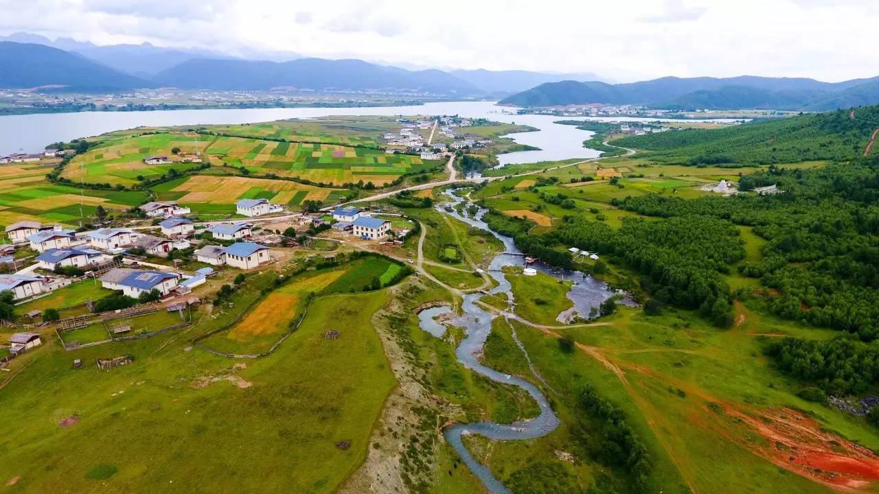 天空之城南杉藝術(shù)酒店，在月光之城尋找探索