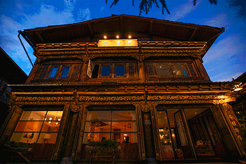 天空之城南杉藝術(shù)酒店，在月光之城尋找探索