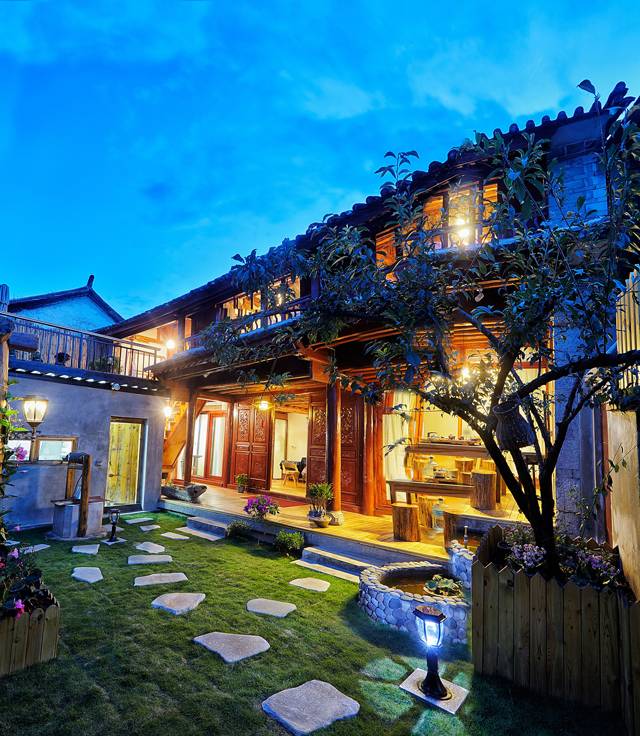 古一私邸，在大理洱海風花雪月演繹痛快人生