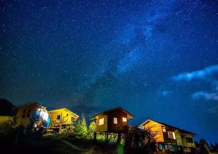 若丁山七號營地，無數(shù)人向往的“星空露營地”