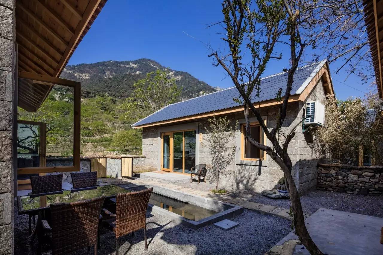 沂蒙山舍，呼吸大自然“臥聽松嘯 伴山而眠”