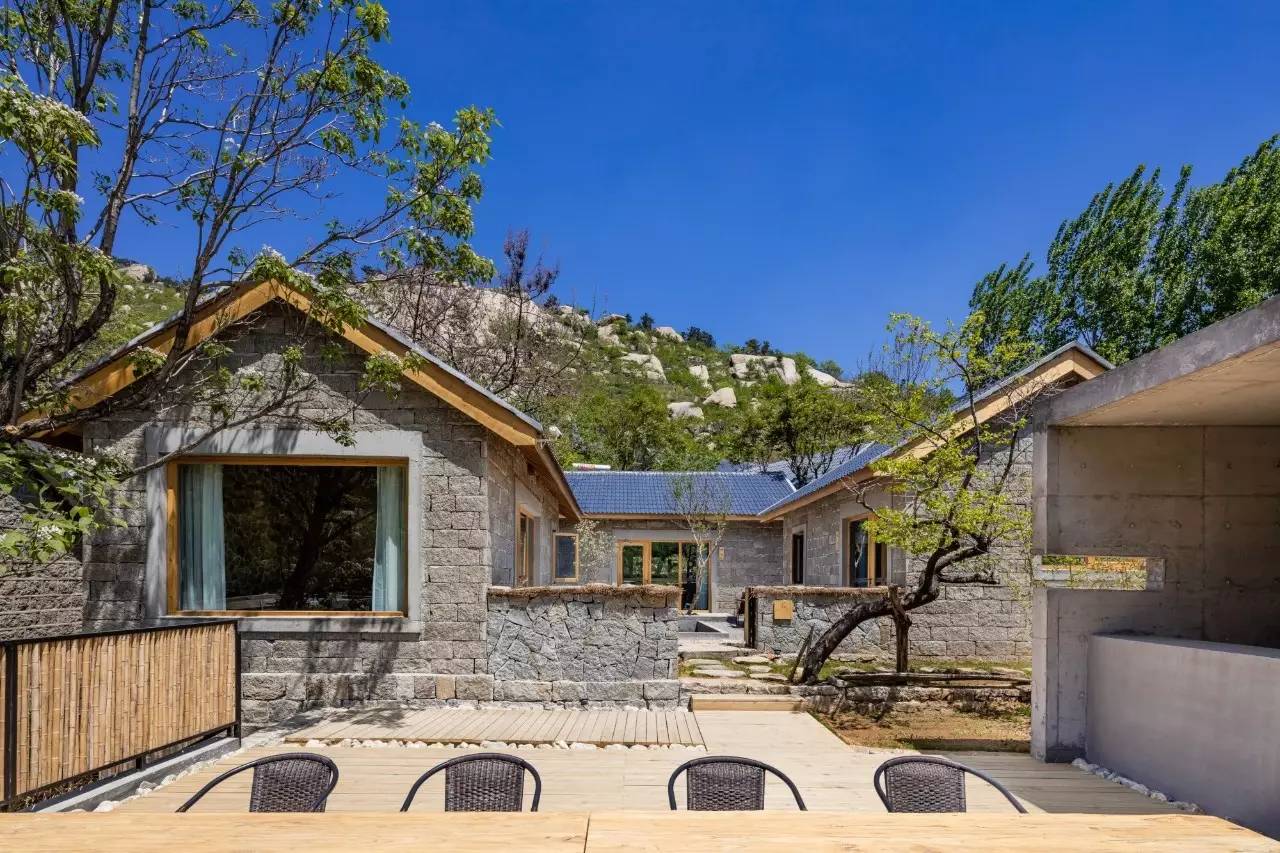 沂蒙山舍，呼吸大自然“臥聽松嘯 伴山而眠”