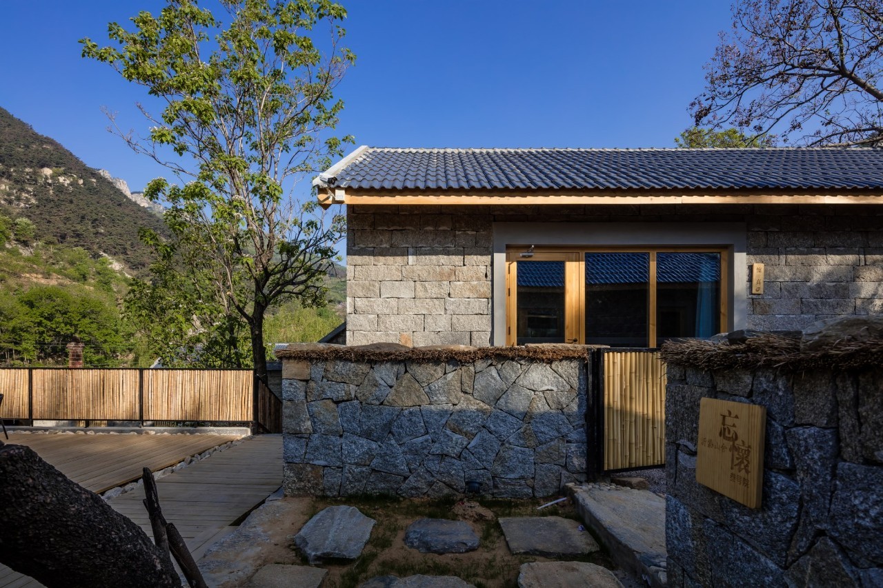 沂蒙山舍，呼吸大自然“臥聽松嘯 伴山而眠”