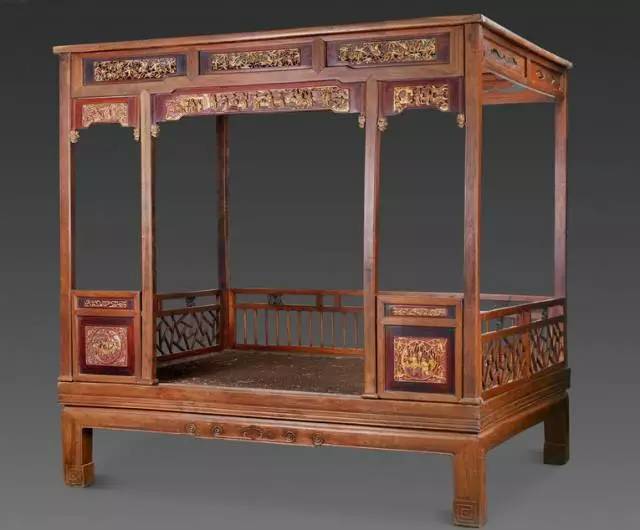 種類繁多的木材質(zhì)古老中式床，不一樣的風(fēng)情!