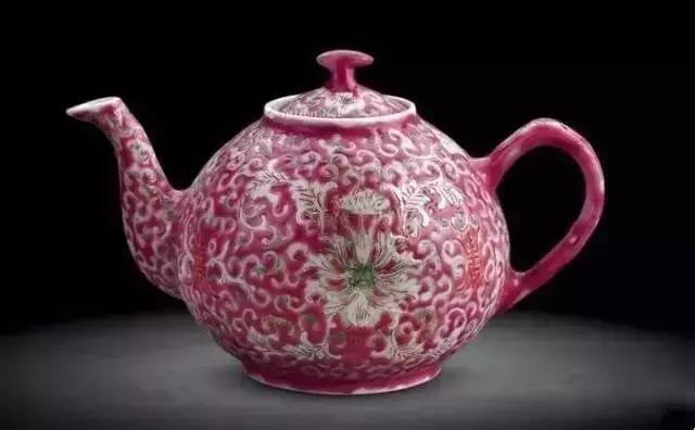 家佳樂文學古茶壺，妙不可言!