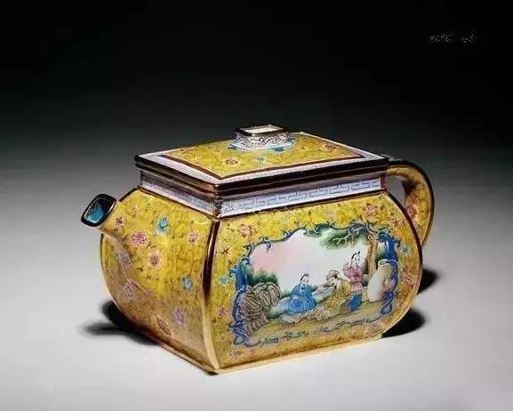 家佳樂文學古茶壺，妙不可言!