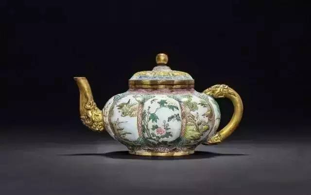 家佳樂文學古茶壺，妙不可言!