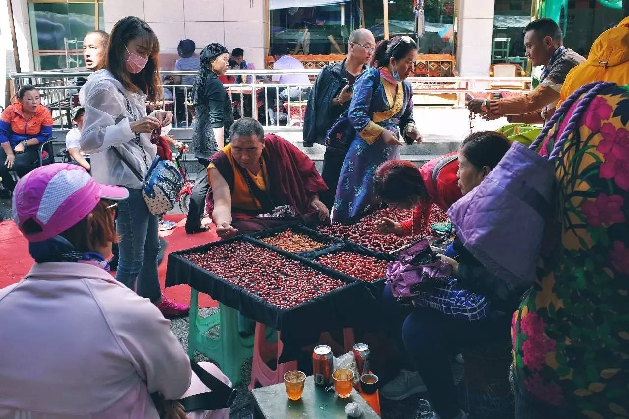 拉薩香格里拉酒店，睡在世界屋脊之上