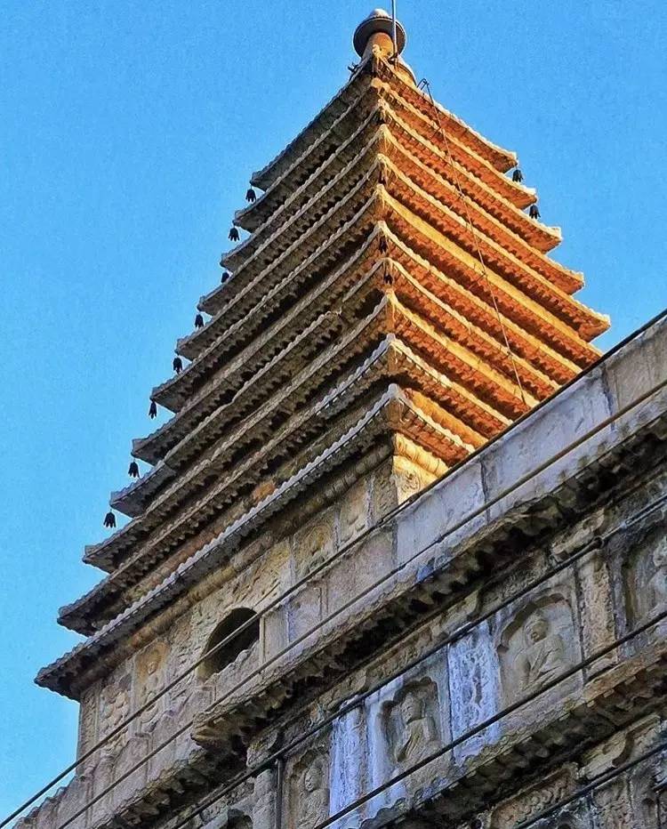 種類繁多的中國(guó)佛塔，佛教文化博大精深