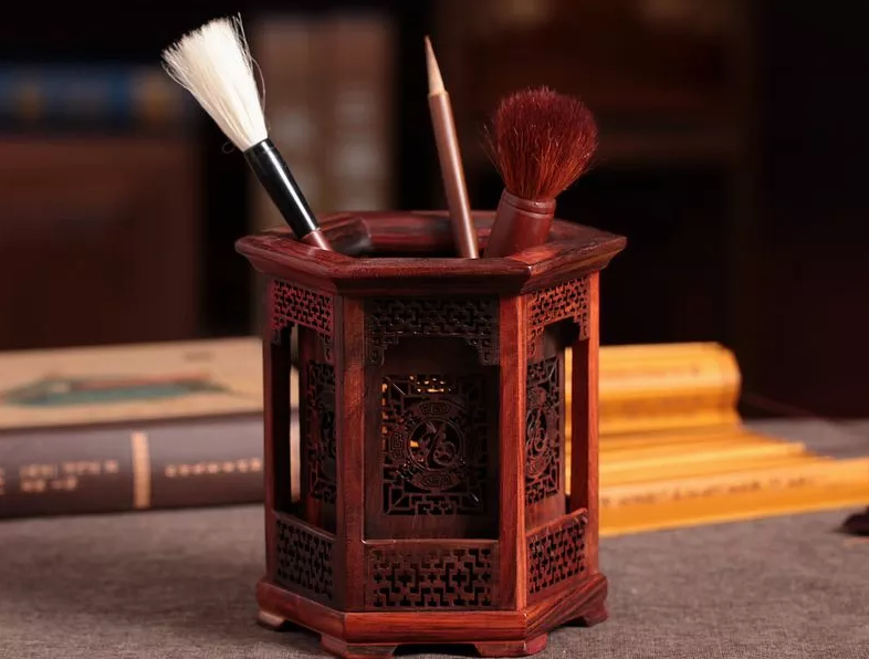 老撾大紅酸枝實木筆筒，紅木雕工藝品