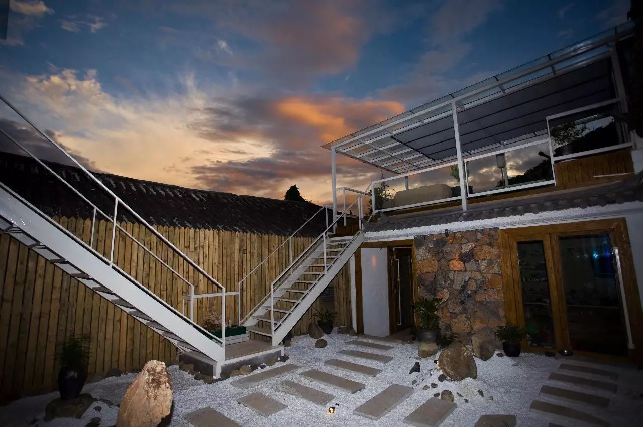 麗江束河聚寶齋民宿，告別曾經(jīng)邂逅未來的美麗