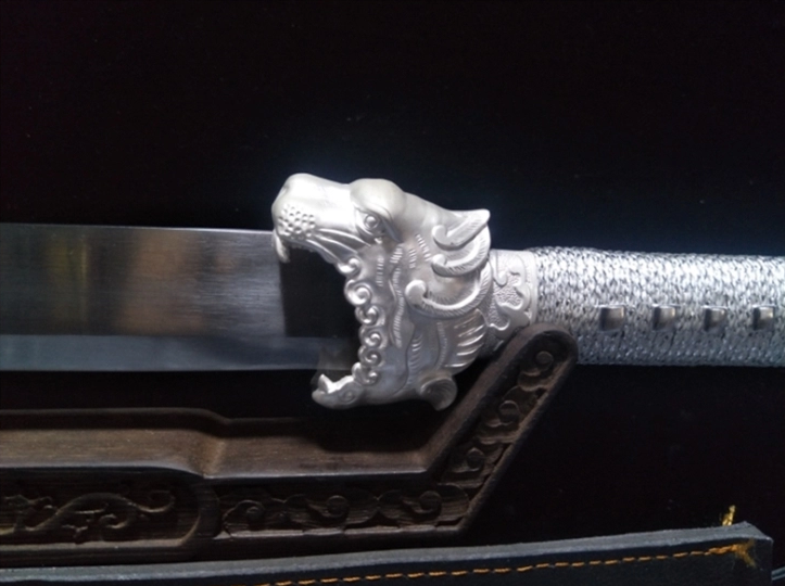 十款精美霸氣的純手工長(zhǎng)劍，鎮(zhèn)宅寶劍冷兵器