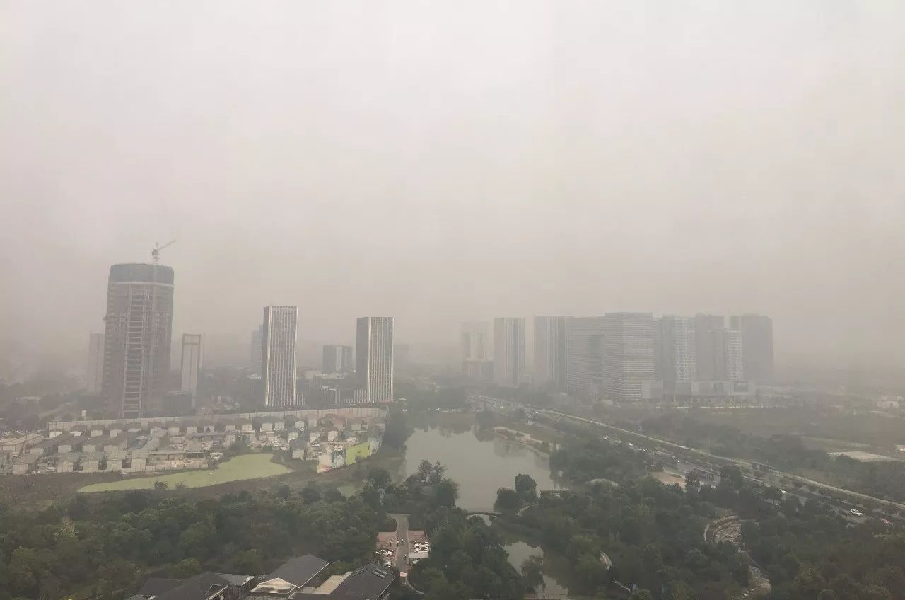 杭州·天方夜潭，給你一個「山脊之巔」的舞臺