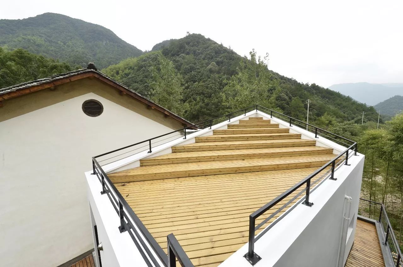 杭州·天方夜潭，給你一個「山脊之巔」的舞臺