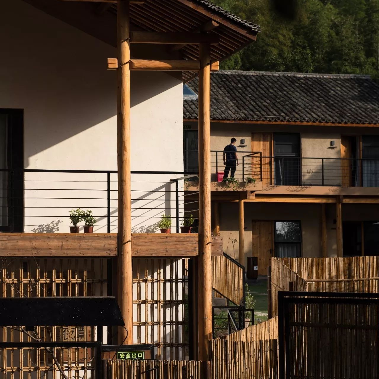 杭州·天方夜潭，給你一個「山脊之巔」的舞臺