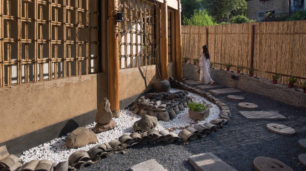 杭州·天方夜潭，給你一個「山脊之巔」的舞臺