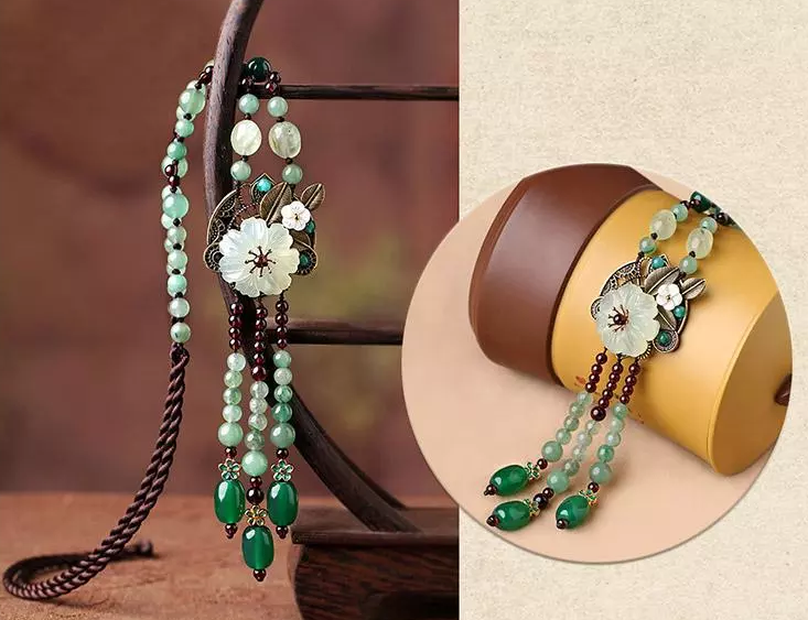 時(shí)尚家佳樂(lè)文學(xué)玉石項(xiàng)鏈精致古風(fēng)毛衣鏈?zhǔn)罪? src="/wenxue/d/file/bigpic/190404/04/13-1G001115010.png" style="height: 572px; width: 750px;" / data-kDfj="ZK0XAD"><br / data-68bd="rtwJmx">
	<img alt=