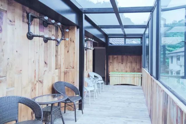 杭州·一色山墅，滿覺隴的月色喝茶散步都是雅事