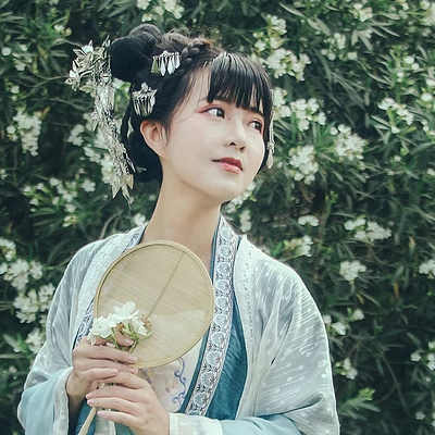 小清新唯美花朵頭像，家佳樂文學(xué)古風(fēng)真人女子頭像