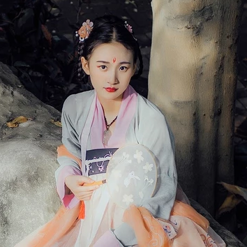 小清新唯美可愛頭像，家佳樂文學(xué)古風(fēng)真人女子頭像