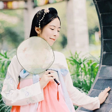 家佳樂(lè)文學(xué)古風(fēng)真人唯美女子頭像