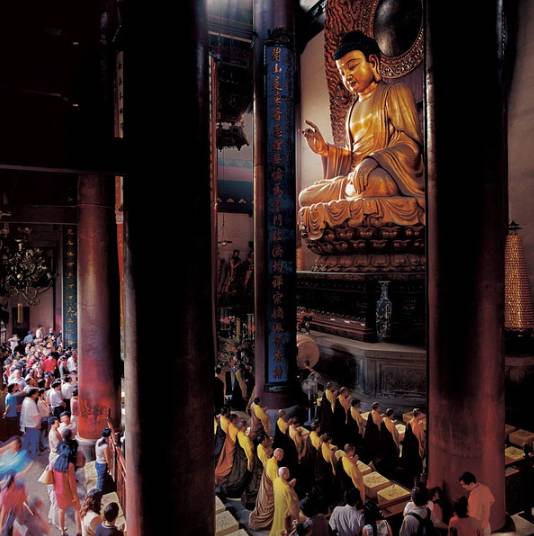 寺廟佛教文化，蕓蕓眾生便是修行