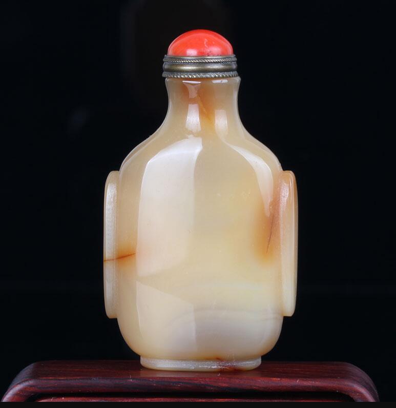 瑪瑙鼻煙壺，帝王心頭的玩物