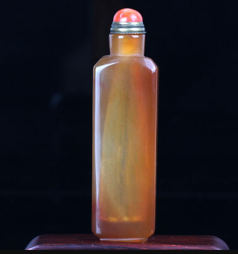 瑪瑙鼻煙壺，帝王心頭的玩物