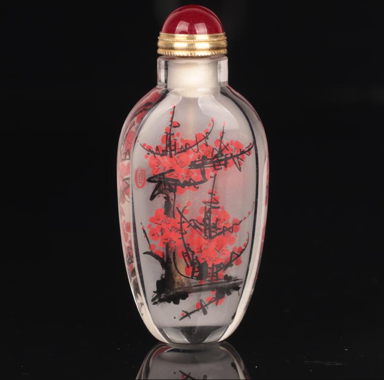 內畫鼻煙壺，壺中天地間掌心中國美