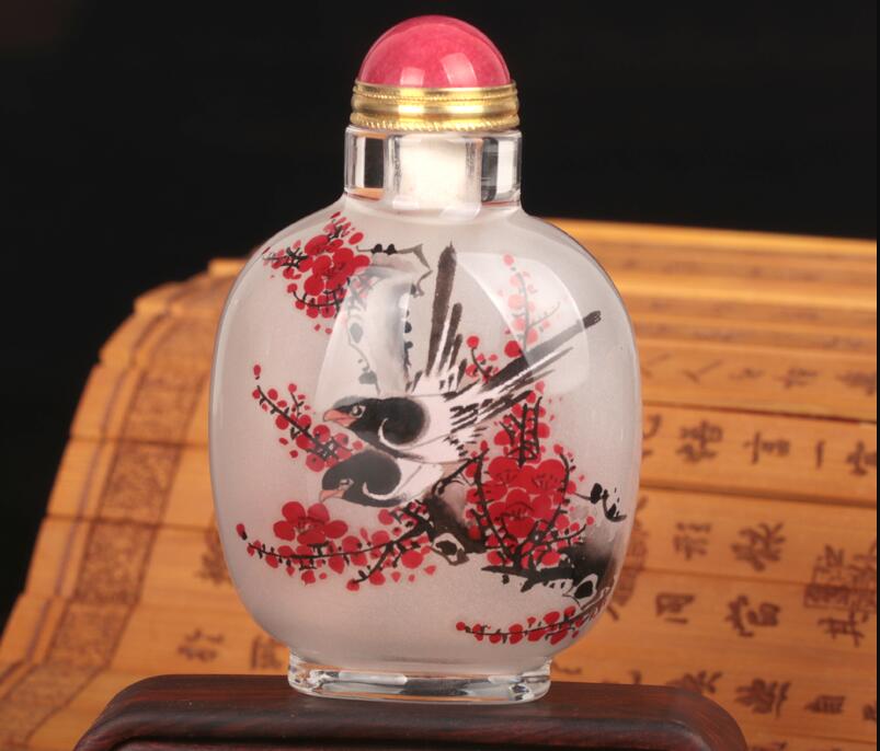 內畫鼻煙壺，壺中天地間掌心中國美