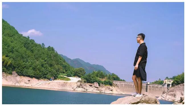 松陽(yáng)·陌領(lǐng)浮光民宿，浮光指路茶香入夢(mèng)