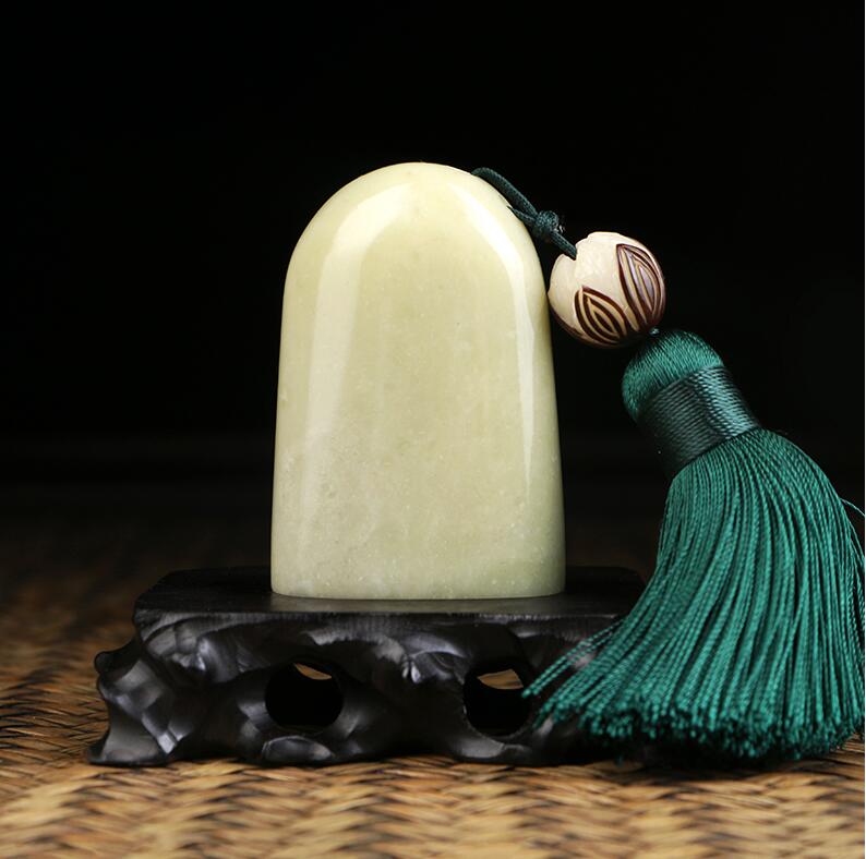 青田石印章，一小方卻有天地藏