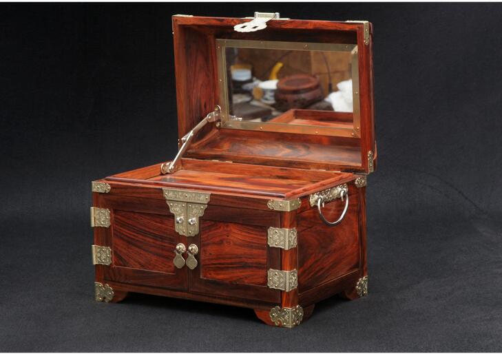 梳妝盒，紅妝待嫁閨閣意