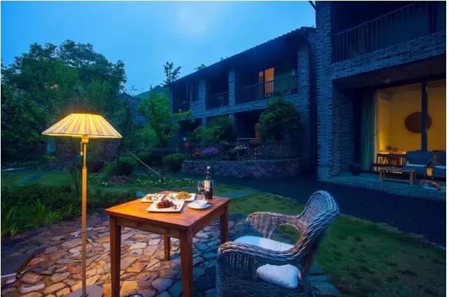 莫干山庾村1932文化市集，一村一世界