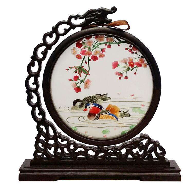 純手工蘇繡屏風，刺繡針針姑蘇魂