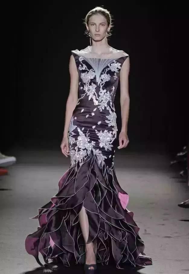 云錦定制禮服，寸錦寸金燦若云霞