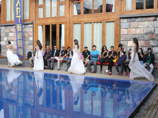 麗江束河無(wú)爾，在這里帶著夢(mèng)想開(kāi)花棲居