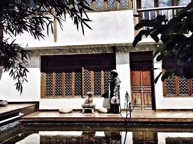 麗江束河無爾，在這里帶著夢想開花棲居