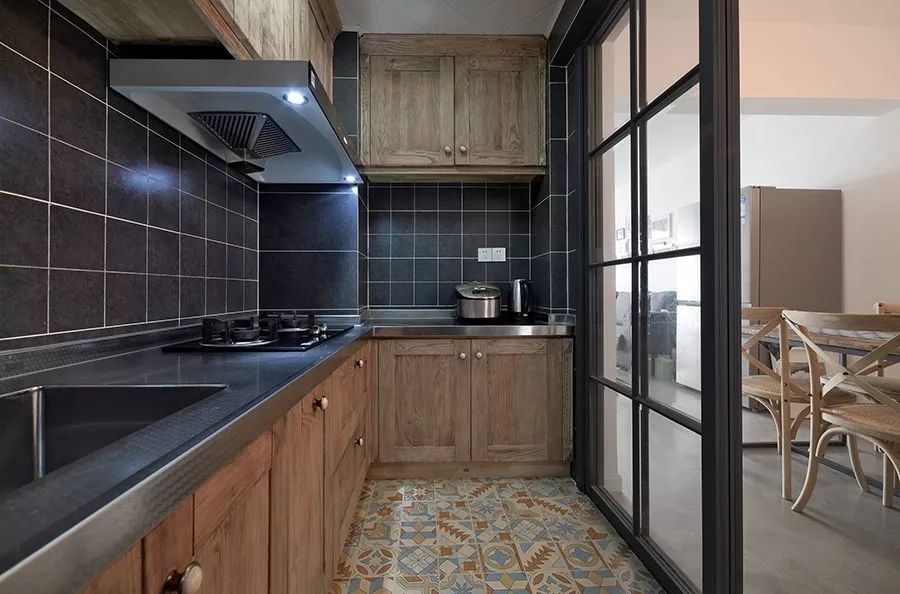 浪子回頭金不換，復(fù)古質(zhì)樸的裝修設(shè)計(jì)