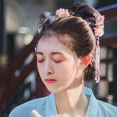 家佳樂(lè)文學(xué)清風(fēng)唯美古風(fēng)女生真人頭像