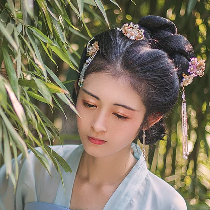 家佳樂(lè)文學(xué)清風(fēng)唯美古風(fēng)女生真人頭像